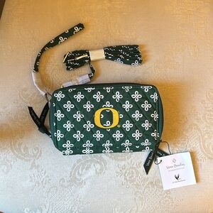 NWT Vera Bradley All-in-one Crossbody wristlet Collegiate Collection U of Oregon